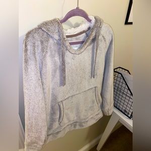 Plush pullover 🐻🤍